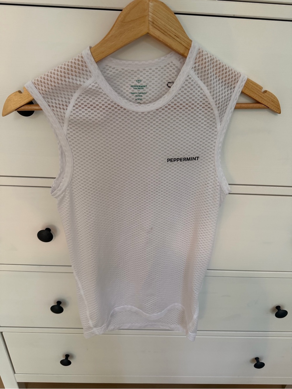 Peppermint Cycling Women’s White Mesh Sleeveless Athletic Tank